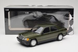 Mercedes 190E W201 Žalias Metalinis Minichamps 1:18 155037001 Metalas - nuotrauka 6 iš 6