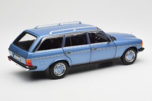 Mercedes 200 S123 T-Model Diamond Mėlynas Dilerio Leidimas Norev 1:18 B66040671 Metalas - nuotrauka 3 iš 8