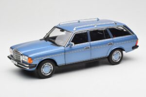 Mercedes 200 S123 T-Model Diamond Mėlynas Dilerio Leidimas Norev 1:18 B66040671 Metalas