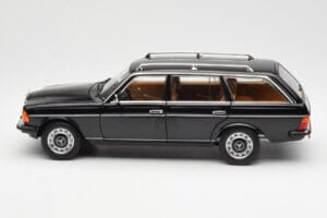 Mercedes 200 T S123 Juodas Norev 1:18 183735 Metalas - nuotrauka 4 iš 8
