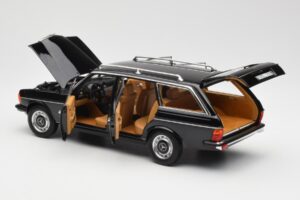 Mercedes 200 T S123 Juodas Norev 1:18 183735 Metalas - nuotrauka 5 iš 8