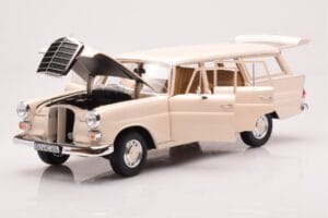 Mercedes 200 Universal W110 Kreminė Norev 1:18 183709 Metalas - nuotrauka 2 iš 8