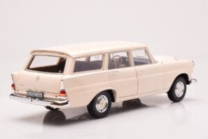 Mercedes 200 Universal W110 Kreminė Norev 1:18 183709 Metalas - nuotrauka 3 iš 8
