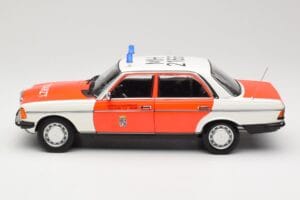 Mercedes 200 W123 Greitoji Pagalba Baltas Norev 1:18 183834 Metalas - nuotrauka 7 iš 8