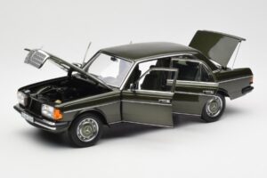 Mercedes 200 W123 Cypress Žalias Metalinis Dilerio Leidimas Norev 1:18 B66040654 Metalas - nuotrauka 2 iš 8