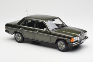 Mercedes 200 W123 Cypress Žalias Metalinis Dilerio Leidimas Norev 1:18 B66040654 Metalas - nuotrauka 6 iš 8