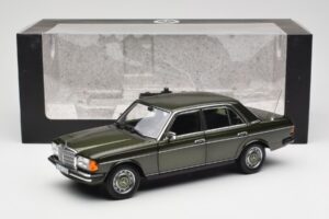 Mercedes 200 W123 Cypress Žalias Metalinis Dilerio Leidimas Norev 1:18 B66040654 Metalas - nuotrauka 8 iš 8