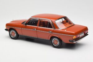 Mercedes 200 W123 English Raudonas Dilerio Leidimas Norev 1:18 B66040653 Metalas - nuotrauka 7 iš 8