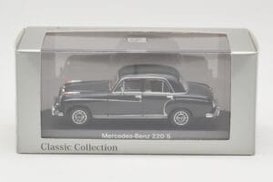 Mercedes 220S W180 Šviesiai Pilkas Minichamps 1:43 B66040534 Metalas - nuotrauka 4 iš 4