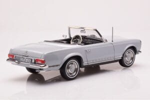 Mercedes 230 SL W113 Pagoda Pilkas Norev 1:18 183990 Metalas - nuotrauka 4 iš 8