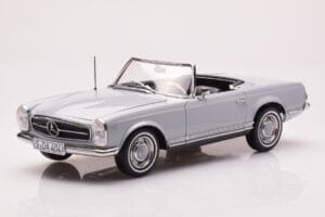 Mercedes 230 SL W113 Pagoda Pilkas Norev 1:18 183990 Metalas