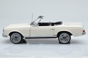 Mercedes 230 SL W113 Pagoda Baltas Riboto Leidimo Norev 1:18 183768 Metalas - nuotrauka 4 iš 9