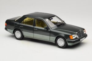 Mercedes 230E W124 Night Green Metallic Norev 1:18 183952 Metalas - nuotrauka 6 iš 8