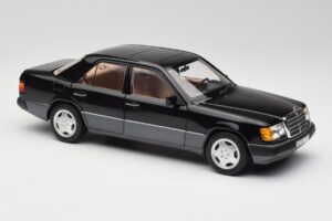 Mercedes 230E W124 AMG Wheels Juodas Riboto Leidimo Norev 1:18 183950 Metalas - nuotrauka 6 iš 12