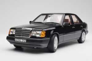 Mercedes 230E W124 AMG Wheels Juodas Riboto Leidimo Norev 1:18 183950 Metalas - nuotrauka 9 iš 12