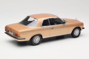 Mercedes 280 CE C123 Auksinis Norev 1:18 183587 Metalas - nuotrauka 2 iš 6