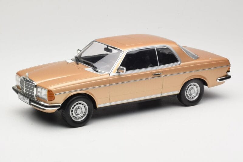 Mercedes 280 CE C123 Auksinis Norev 1:18 183587 Metalas