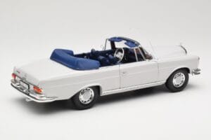 Mercedes 280 SE W111 Kabrioletas Šviesiai Pilkas Norev 1:18 183530 Metalas - nuotrauka 3 iš 8