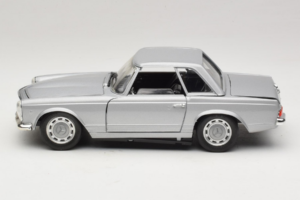 Mercedes 280 SL W113 Berlina Sidabrinis Techno Giodi 1:18 F14051030 Metalas - nuotrauka 4 iš 8