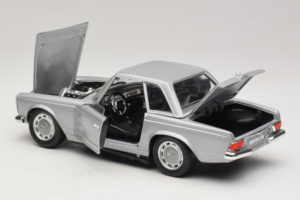 Mercedes 280 SL W113 Berlina Sidabrinis Techno Giodi 1:18 F14051030 Metalas - nuotrauka 5 iš 8