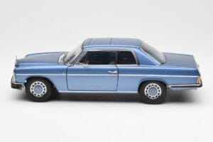 Mercedes 280C/8 W114 Coupe Mėlynas Metallic AUTOart 1:18 76187 Metalas - nuotrauka 4 iš 8