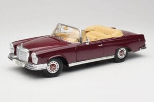 Mercedes 280SE W108 Bordeaux Raudonas Maisto 1:18 31811 Metalas
