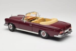 Mercedes 280SE W108 Bordeaux Raudonas Maisto 1:18 31811 Metalas - nuotrauka 7 iš 8