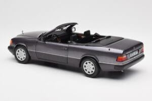 Mercedes 300 CE-24 W124 Kabrioletas Violetinis Metallic Norev 1:18 183567 Metalas - nuotrauka 9 iš 10