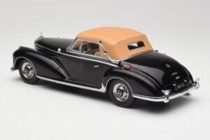 Mercedes 300 SC W188 Kabrioletas Softtop Juodas KK-Scale 1:18 KKDC180943 Metalas - nuotrauka 5 iš 6