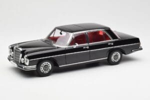 Mercedes 300 SEL 6.3 W109 Juodas AUTOart 1:18 76140 Metalas