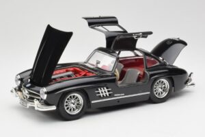 Mercedes 300 SL W198 Juodas Bburago 1:18 35791 Metalas - nuotrauka 2 iš 8