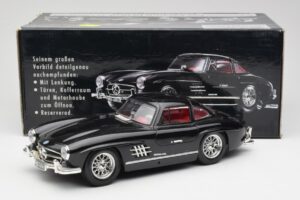 Mercedes 300 SL W198 Juodas Bburago 1:18 35791 Metalas - nuotrauka 8 iš 8