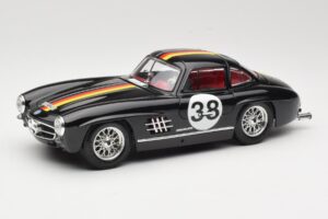 Mercedes 300 SL #38 1954 Bburago 1:18 3015-M1 Metalas