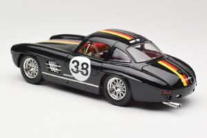 Mercedes 300 SL #38 1954 Bburago 1:18 3015-M1 Metalas - nuotrauka 7 iš 8