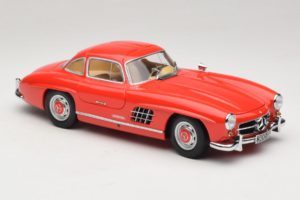 Mercedes 300 SL Gullwing Raudonas Minichamps 1:18 180039001 Metalas - nuotrauka 6 iš 8