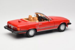 Mercedes 300 SL R107 Raudonas Norev 1:18 B66040623 Metalas - nuotrauka 3 iš 8