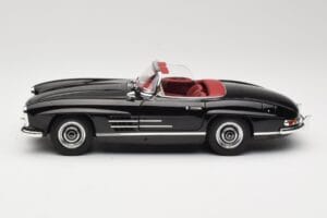 Mercedes 300 SL W198 Roadster Juodas Minichamps 1:18 180039036 Metalas - nuotrauka 4 iš 8