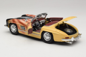 Mercedes 300 SL Roadster Rosemarie Muster Riboto Leidimo 18/27 Bburago 1:18 3023-M1 Metalas - nuotrauka 5 iš 8
