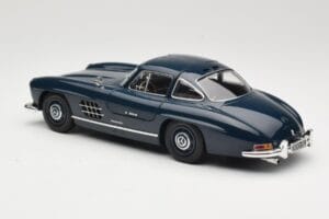 Mercedes 300 SL W198 Gullwing Tamsiai Mėlynas Minichamps 1:18 110037216 Metalas - nuotrauka 7 iš 8