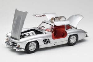 Mercedes 300 SL W198 Gullwing Sidabrinis Minichamps 1:18 180039000 Metalas - nuotrauka 2 iš 8