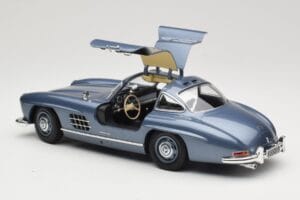 Mercedes 300 SL W198 Gullwing Light Blue Metallic Minichamps 1:18 110037220 Metalas - nuotrauka 5 iš 8