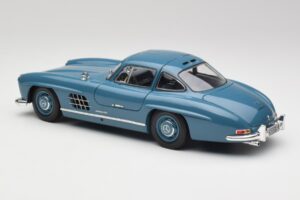 Mercedes 300 SL W198 Šviesiai Mėlynas Minichamps 1:18 180039007 Metalas - nuotrauka 7 iš 8