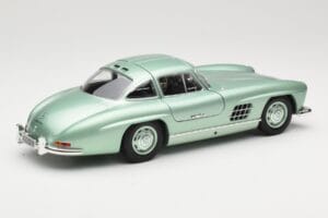 Mercedes 300 SL W198 Gullwing Light Green Metallic Minichamps 1:18 110037221 Metalas - nuotrauka 3 iš 8
