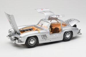 Mercedes 300 SL W198 #295 1954 Bburago 1:18 32813 Metalas - nuotrauka 2 iš 8
