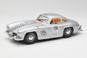Mercedes 300 SL W198 #295 1954 Bburago 1:18 32813 Metalas