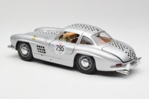 Mercedes 300 SL W198 #295 1954 Bburago 1:18 32813 Metalas - nuotrauka 7 iš 8