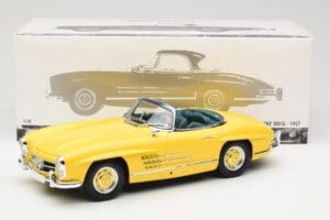 Mercedes 300 SL W198 Roadster Hardtop Signal Yellow Minichamps 1:18 180039044 Metalas - nuotrauka 9 iš 9