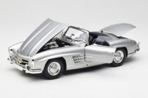 Mercedes 300 SL W198 Roadster Silver Metallic Minichamps 1:18 180039030 Metalas - nuotrauka 2 iš 8