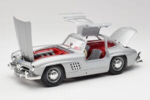 Mercedes 300 SL W198 Gullwing Silver Pilkas Bburago 1:18 3513 Metalas - nuotrauka 2 iš 8