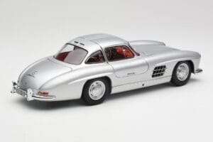 Mercedes 300 SL W198 Gullwing Sidabrinis Metalinis Minichamps 1:18 B66040379 Metalas - nuotrauka 3 iš 8